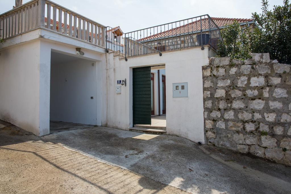 Sunset Villa קאבטאט מראה חיצוני תמונה