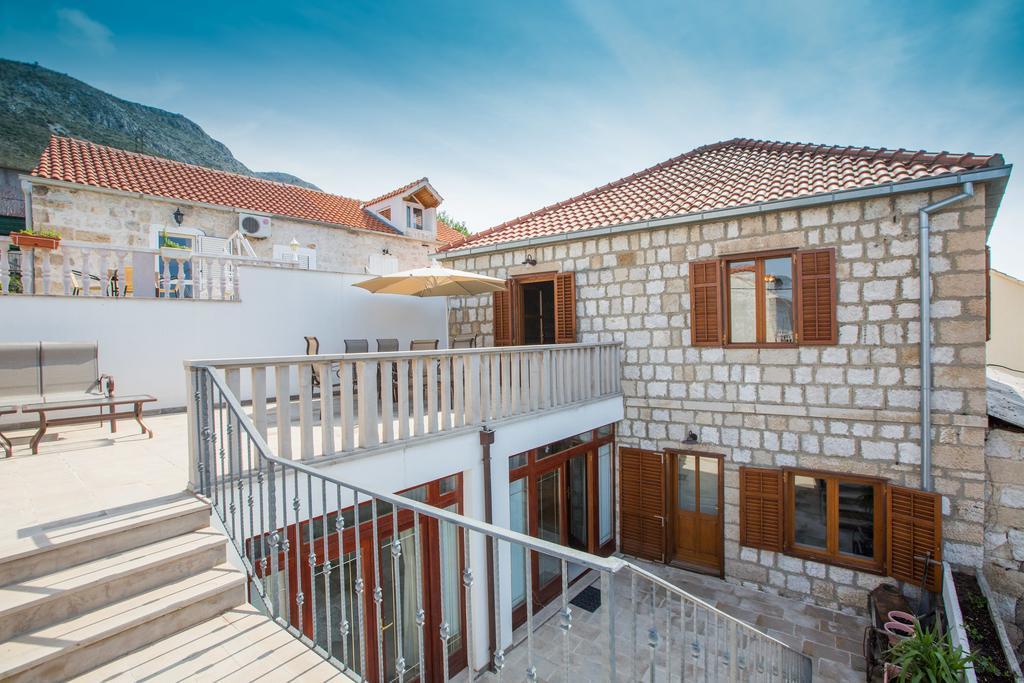 Sunset Villa קאבטאט מראה חיצוני תמונה