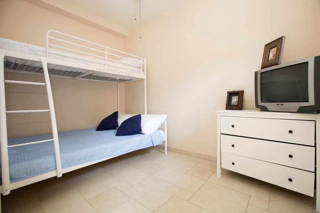 Sunset Villa קאבטאט מראה חיצוני תמונה