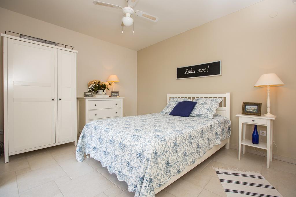 Sunset Villa קאבטאט מראה חיצוני תמונה