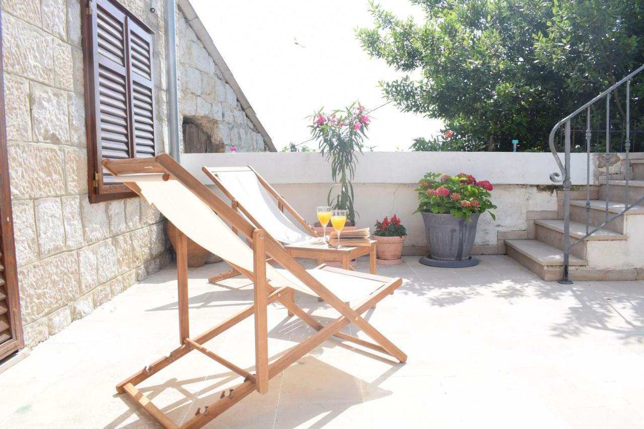 Sunset Villa קאבטאט מראה חיצוני תמונה